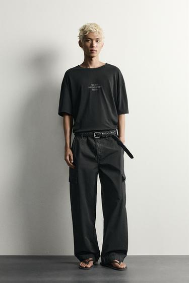 T-SHIRT LAVÉ RELAXED FIT À INSCRIPTIONS - Noir de Zara - Image 0