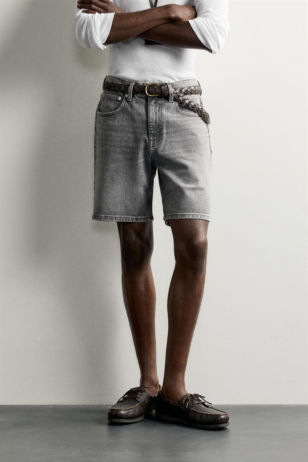 REGULAR FIT DENIM SHORTS — Gray