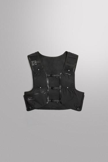 Zara TECHNICAL SPORTS VEST - Black