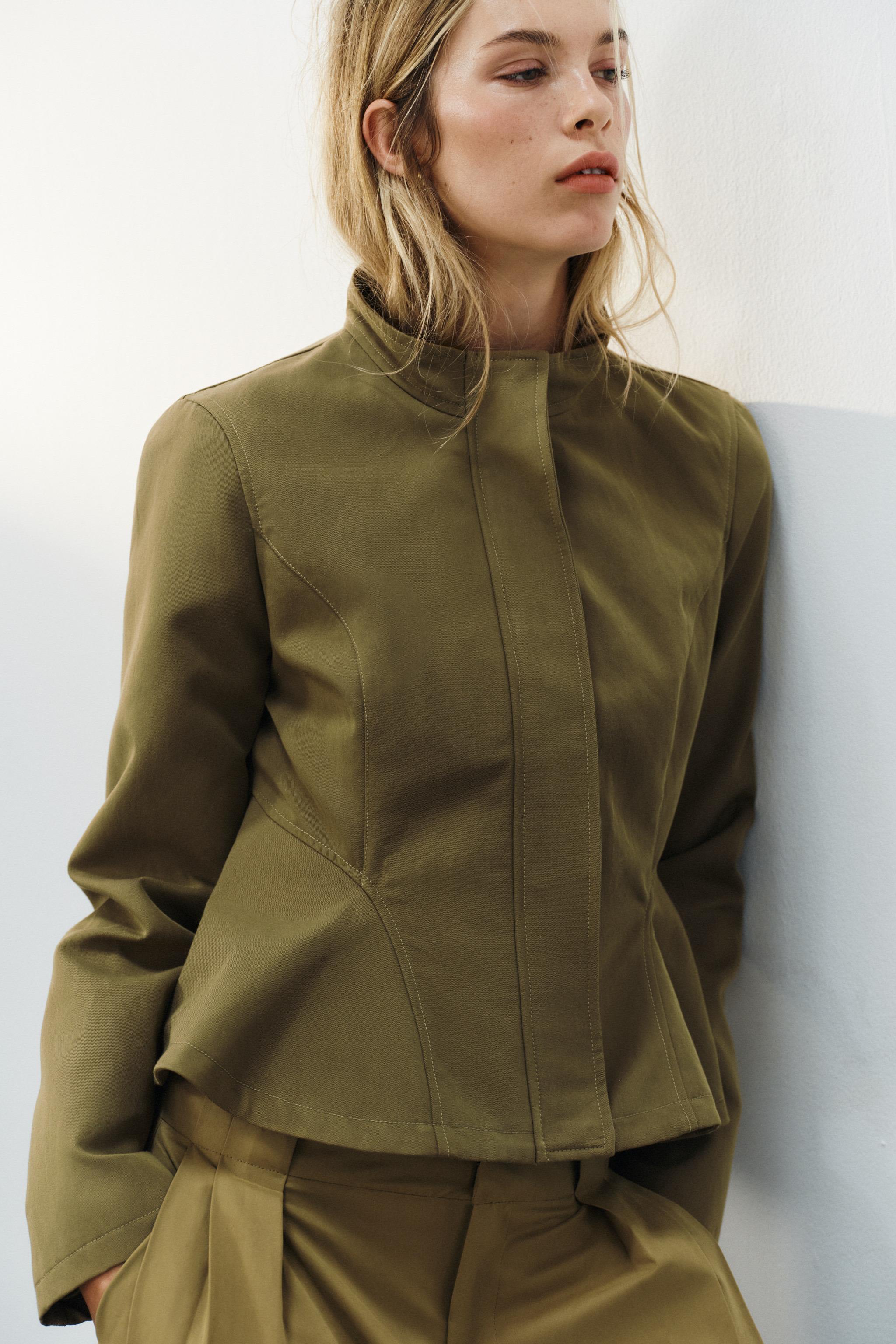 FITTED PEPLUM JACKET