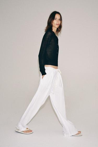 PULL EN MAILLE AVEC BOUTONS - Noir de Zara - Image 2