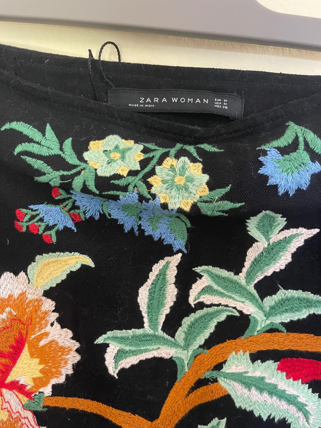 EMBROIDERED SKIRT - Image 3