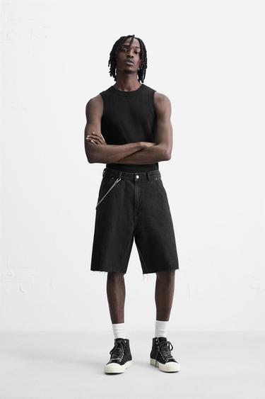 BERMUDA DENIM BOLSILLO CARPINTERO - Negro de Zara - Imagen 0