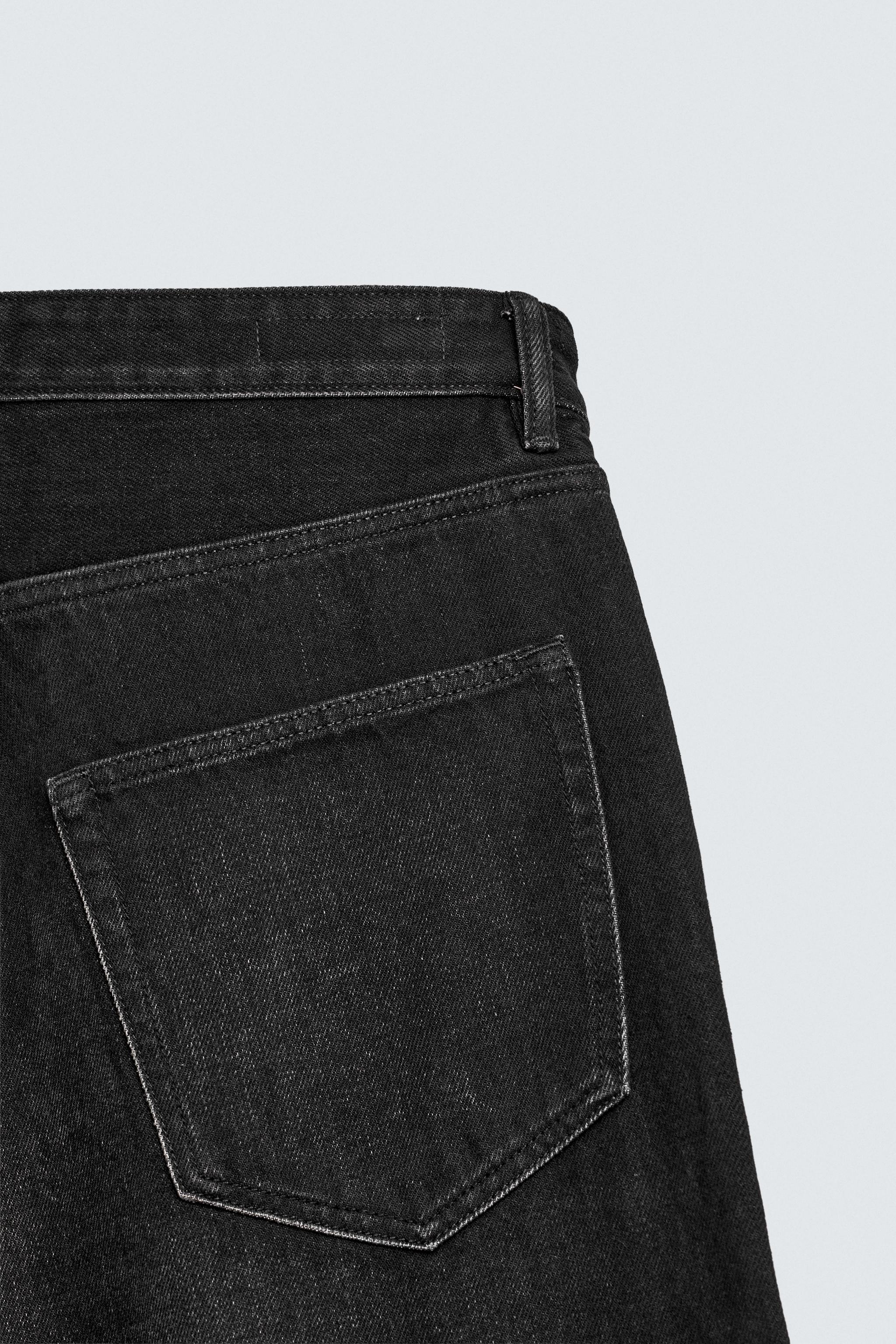 RIPPED BAGGY FIT JEANS