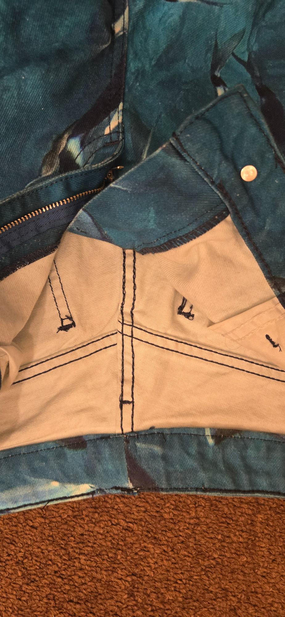 JEANS STRAIGHT ESTAMPADO - Image 3