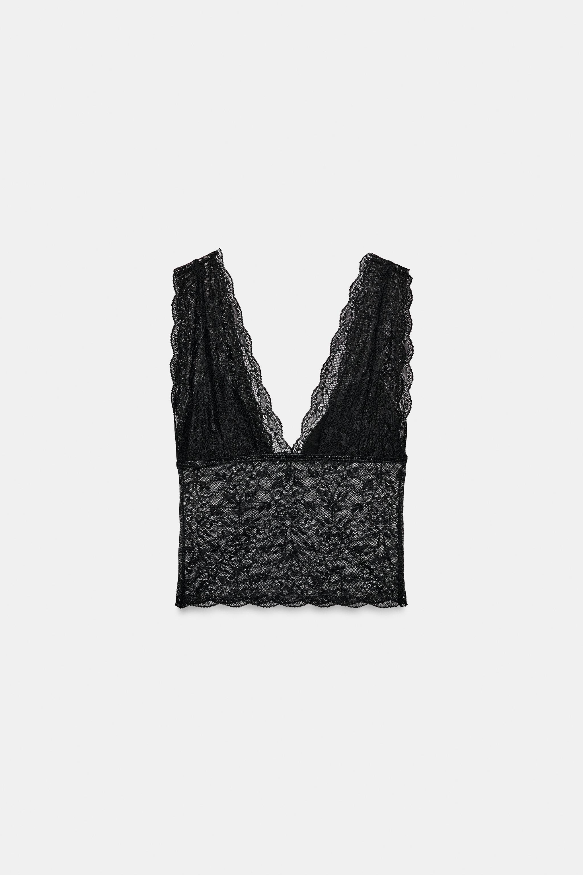 LACE CROP TOP