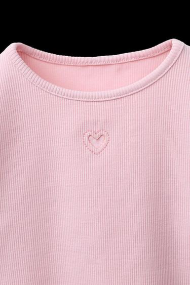 CAMISETA RIB CORAZÓN - Rosa palo de Zara