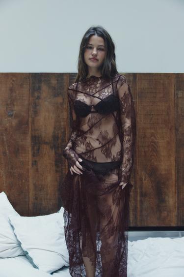 VESTIDO MIDI ENCAJE - Marrón de Zara