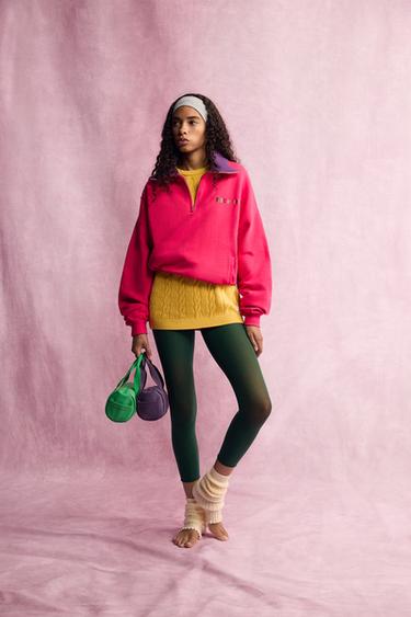 FRUIT OF THE LOOM™ CONTRAST COLLAR SWEATSHIRT — Fuchsia 1