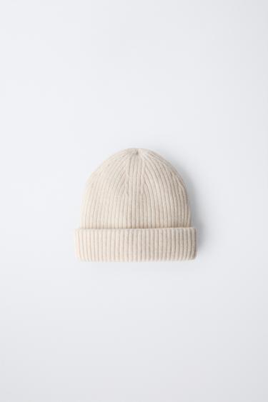 BASIC KNIT BEANIE - Ecru by Zara