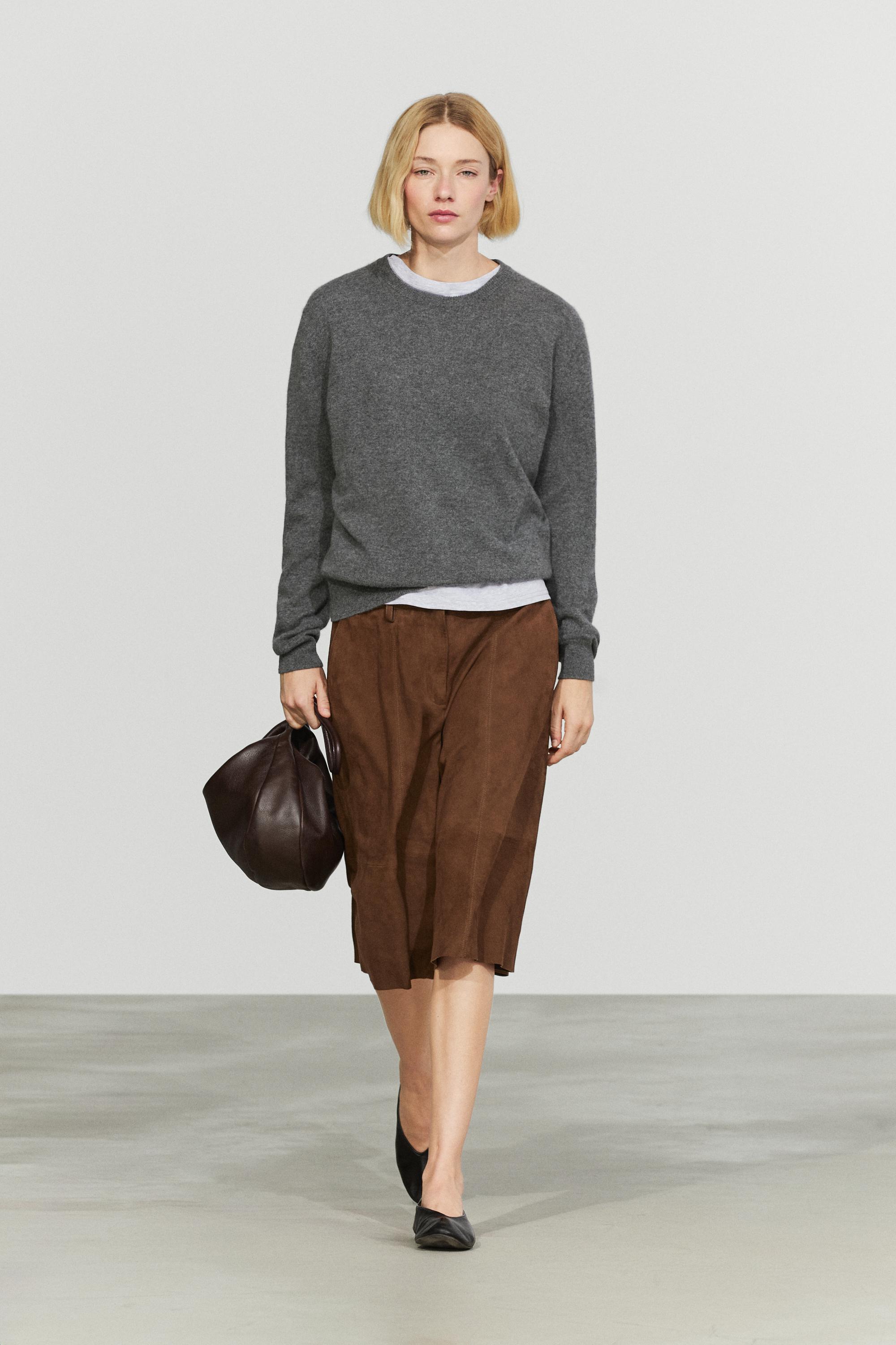 100% cashmere long sleeve sweater
