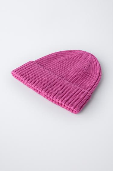 BONNET EN MAILLE BASIQUE - Fuchsia de Zara - Image 1