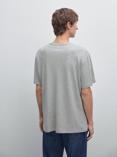 T-shirt chiné lin et coton - Gris chiné de Zara
