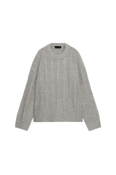 SOFT CABLE KNIT JUMPER