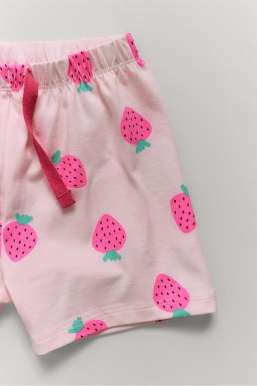 2-6 TUỔI/ BỘ PIJAMA HỌA TIẾT QUẢ DÂU - Màu hồng từ Zara