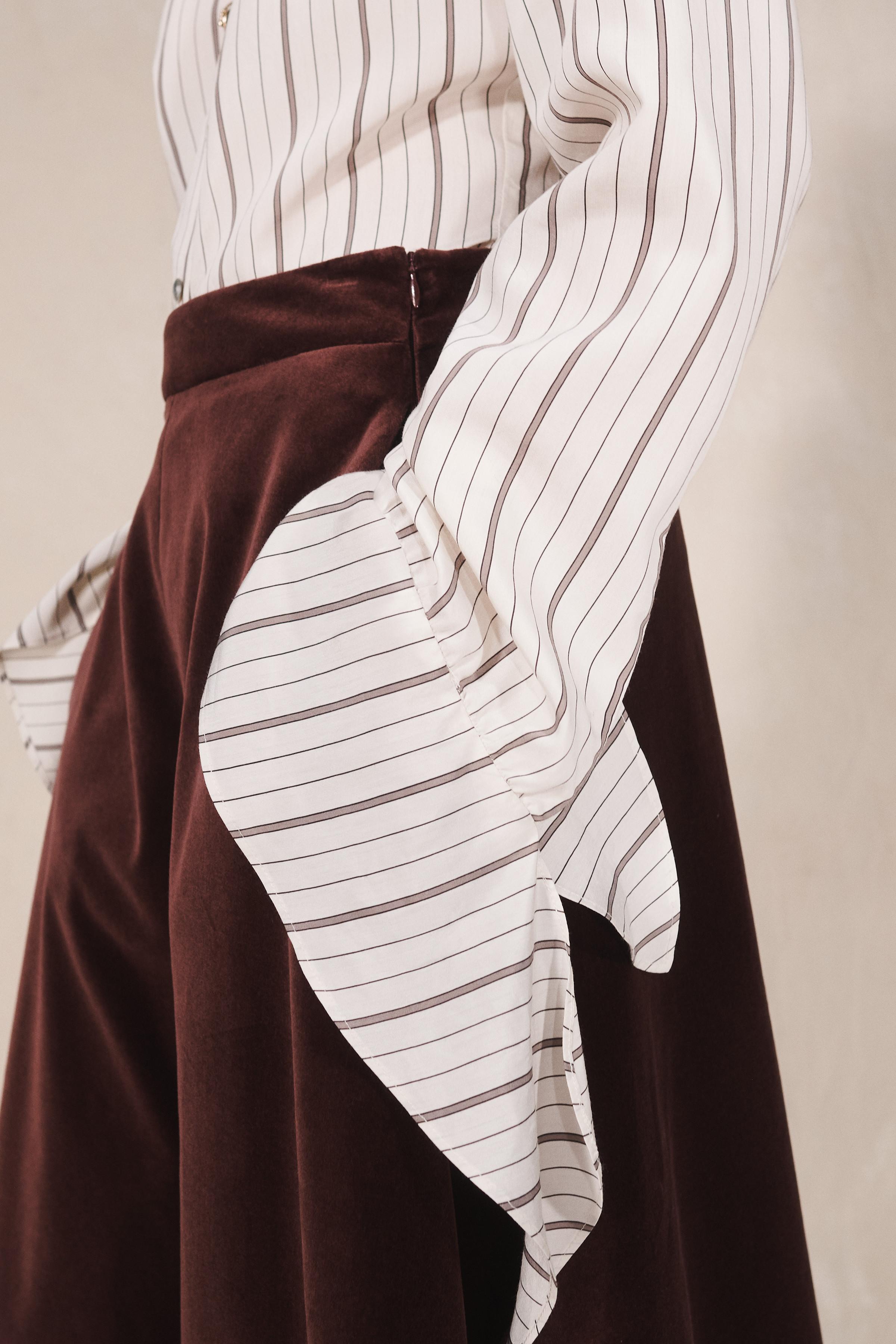LIMITED EDITION WIDE-LEG VELVET BERMUDA SHORTS