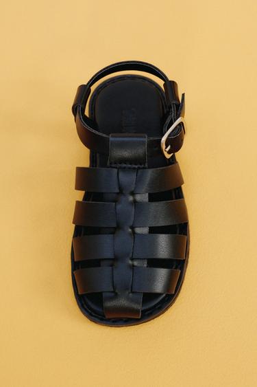 Zara 帶扣羅馬風涼鞋 - 黑色