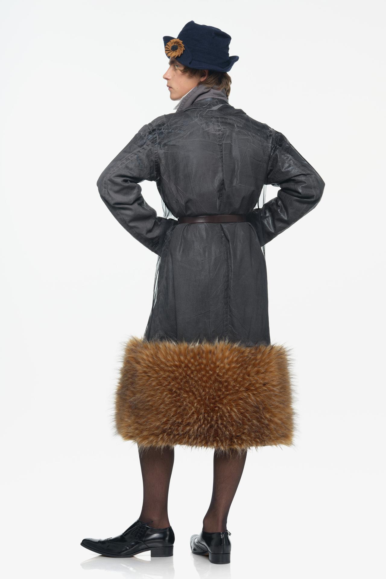 LIMITED EDITION SHINY CRINKLE EFFECT COAT — Dark gray
