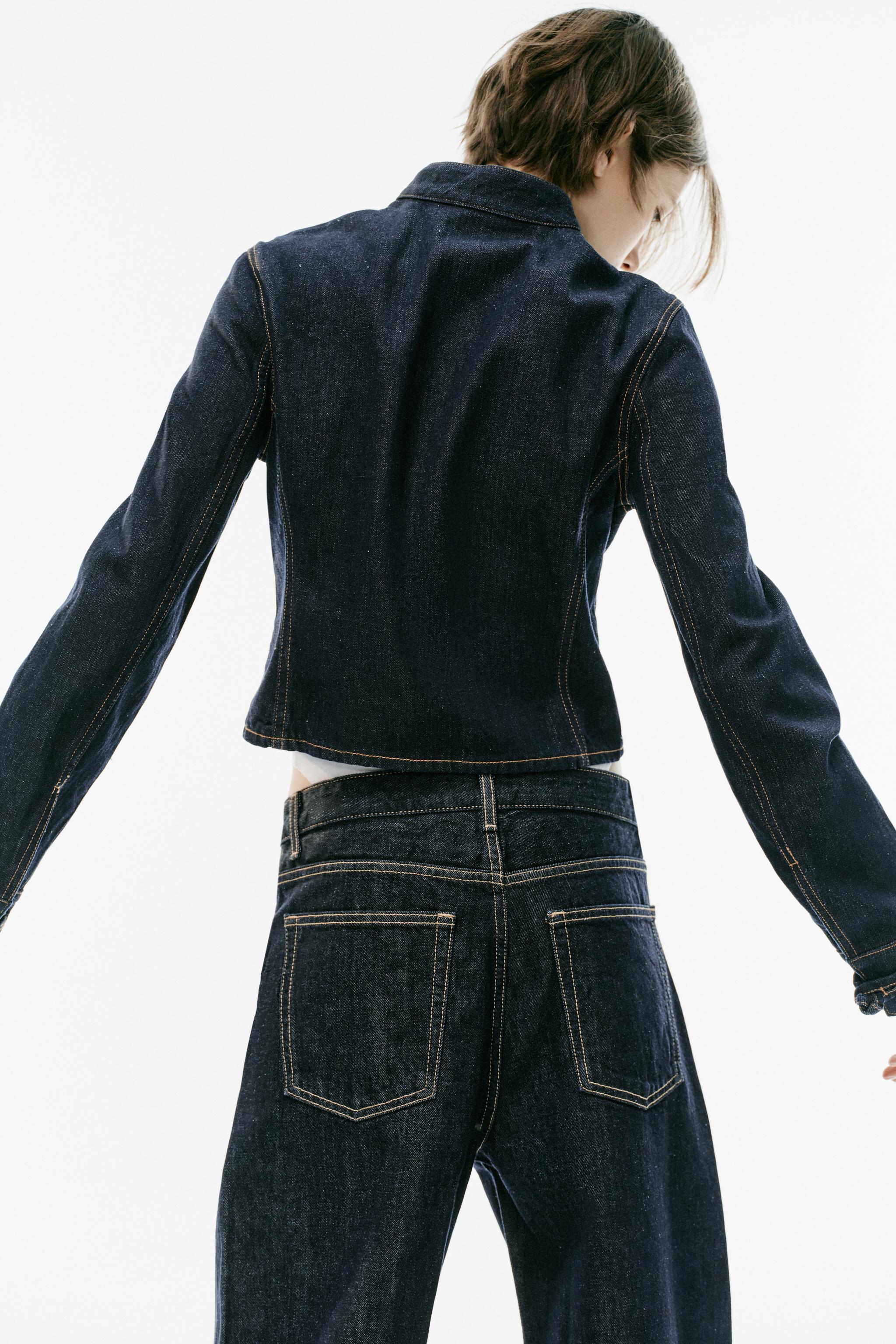 Женские куртки Zara TRF FITTED DENIM JACKET WITH FROG FASTENINGS — фото 6