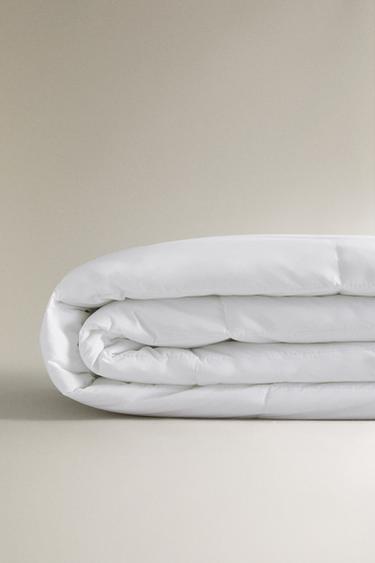 SUMMER FEATHER TOUCH DUVET FILLING (125 GxM²) - White by Zara
