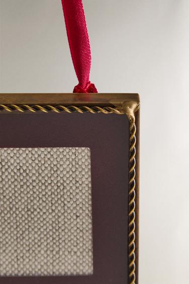 PACK OF FRAME CHRISTMAS TREE DECORATIONS (PACK OF 3) - Gold by Zara - Image 1