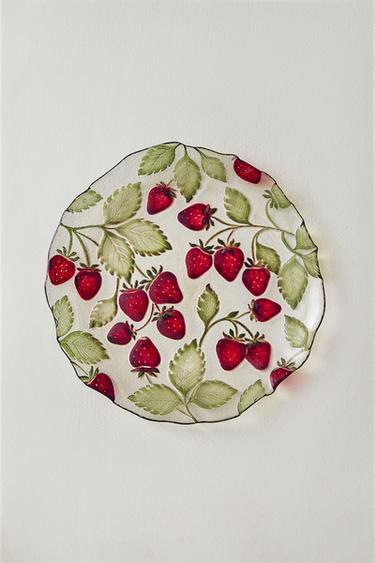 STRAWBERRY GLASS DESSERT PLATE — Red 1