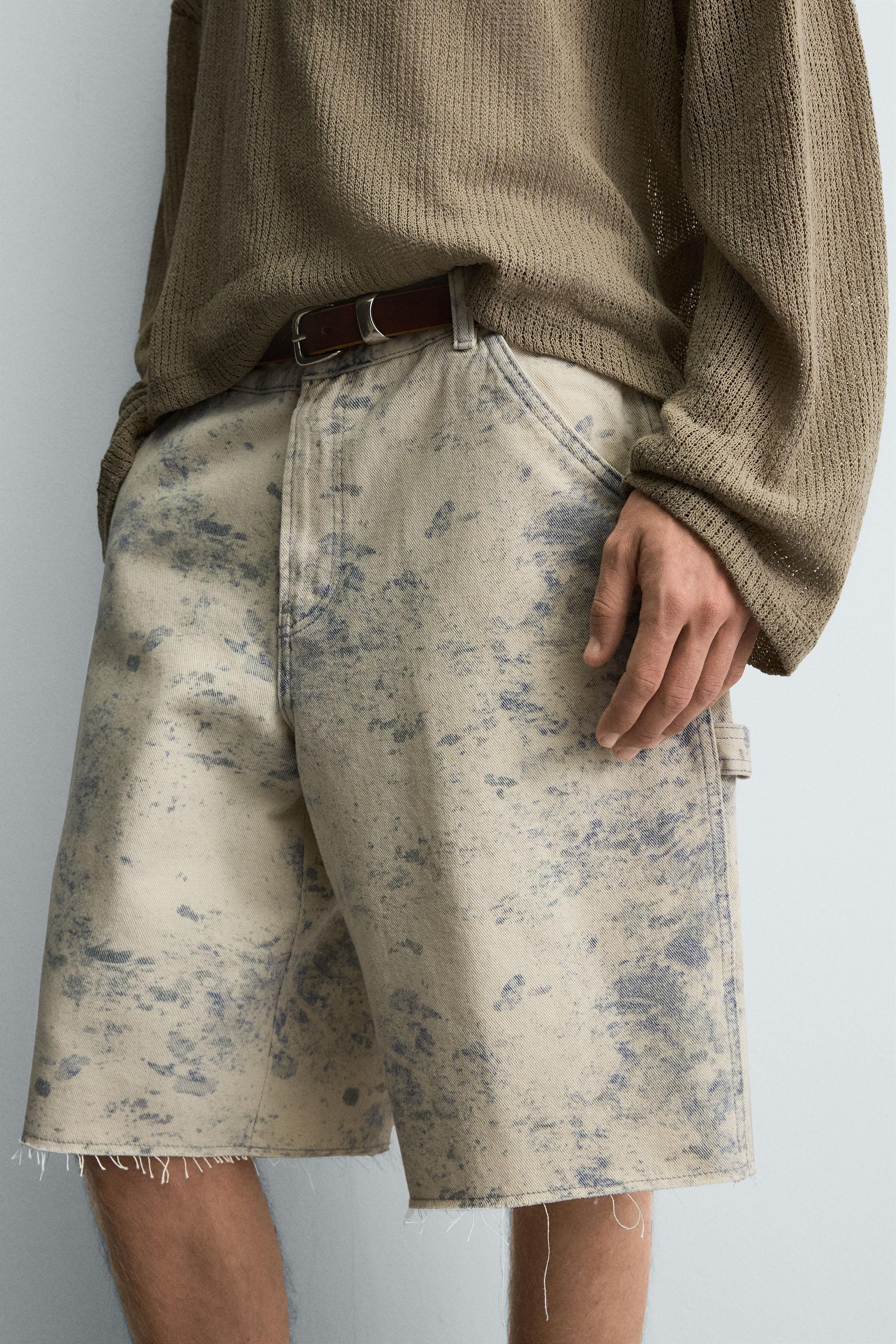 ABSTRACT PRINT CARPENTER POCKET BERMUDA SHORTS - Printed