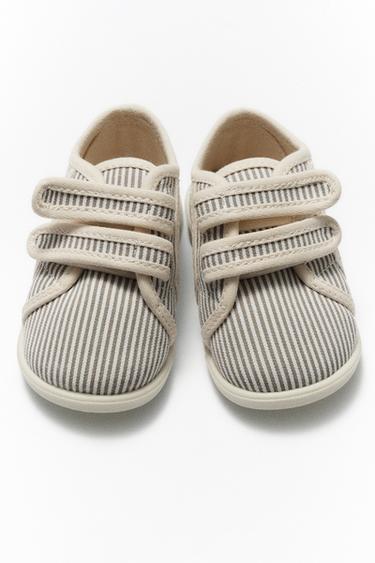 TENNIS RAYURES BAREFOOT - Gris de Zara