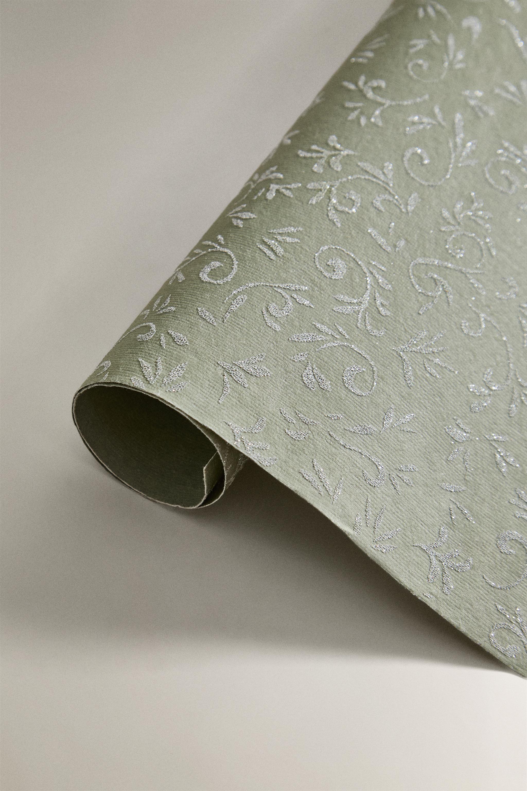 CHRISTMAS GLITTER LEAF WRAPPING PAPER