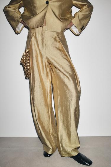 PANTALÓN METALIZADO PLIEGUES ZW COLLECTION - Dorado de Zara