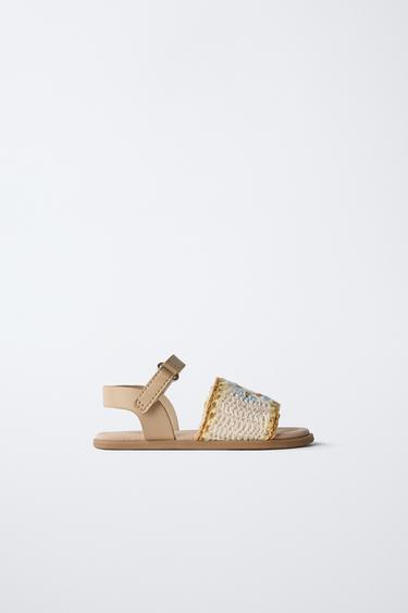 KVAČKANI SANDALI BOSIH NOG - Rjava od Zare