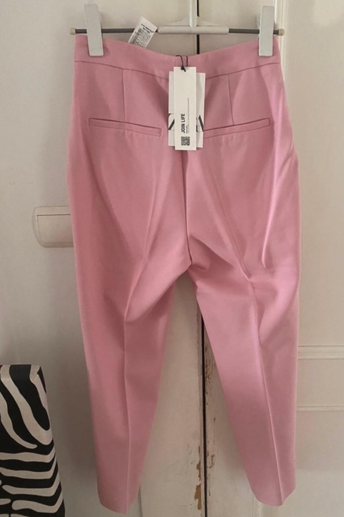 PANTALÓN BOTONES ROSA - Image 4