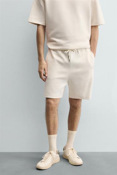 INTERLOCK RELAXED FIT JOGGER BERMUDA SHORTS - Oyster-white by Zara