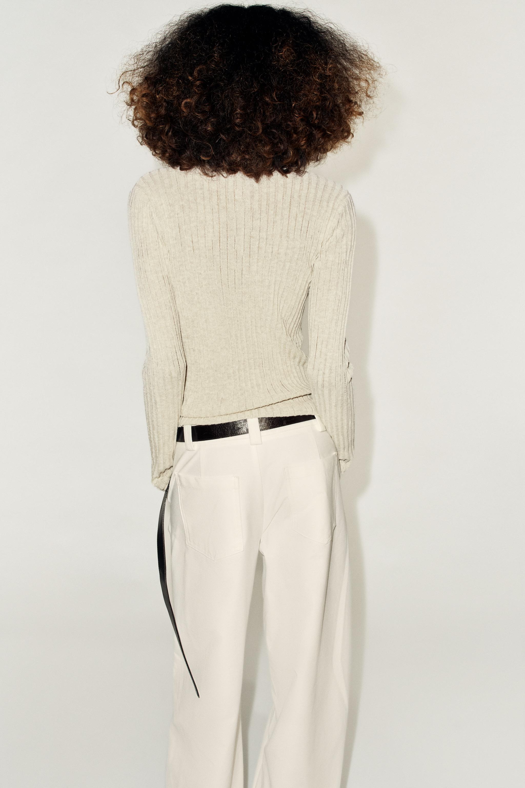BUTTONED HENLEY T-SHIRT