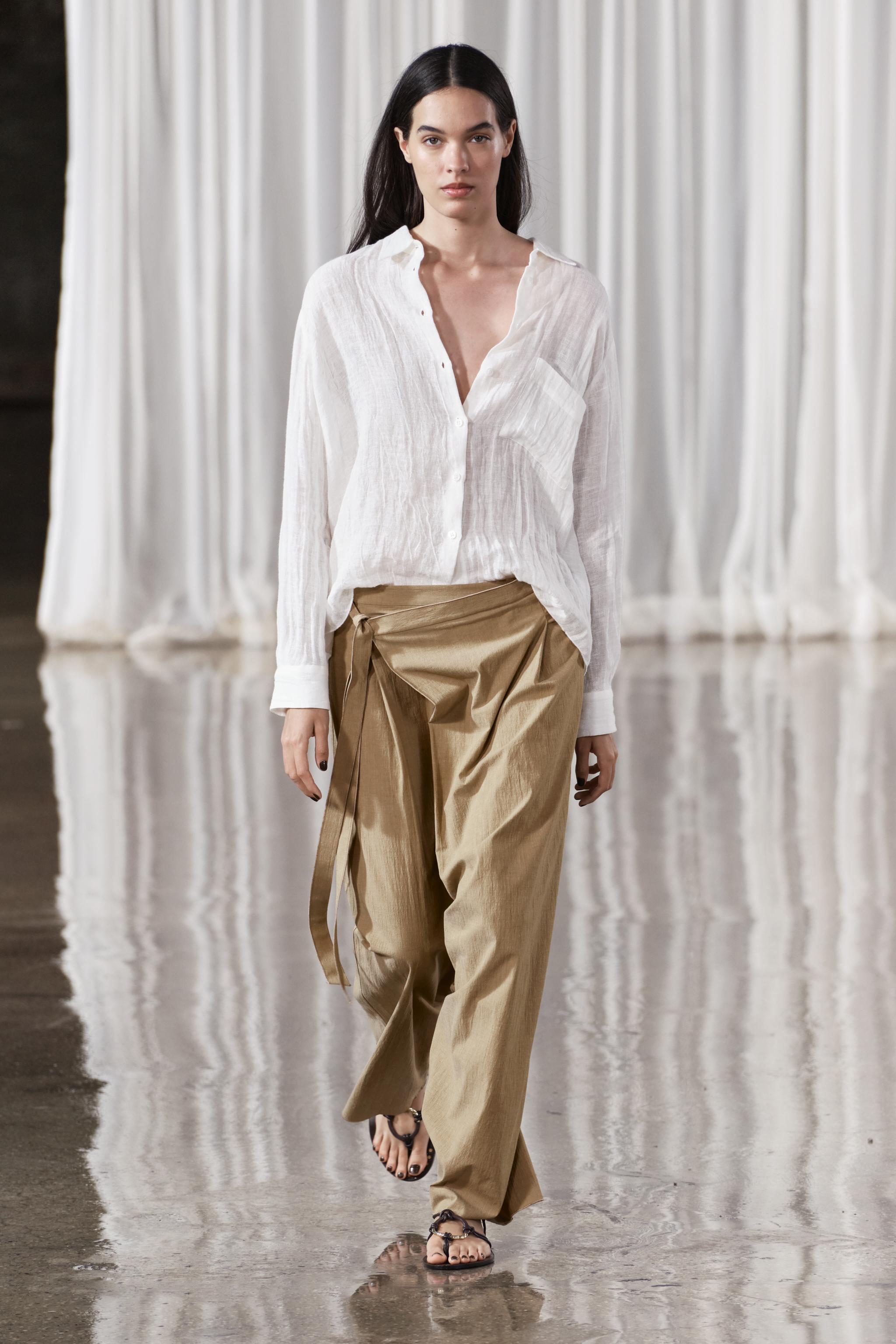 Pussy muzqaymoq yeydi Katta kokrakli rus ayolining seks videosi