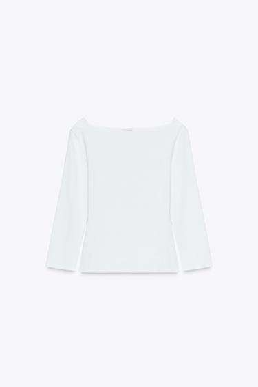 CAMISETA CUELLO BARCO - Blanco de Zara