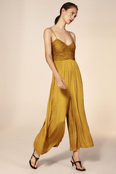MONO LARGO EFECTO ARRUGADO - Mostaza de Zara