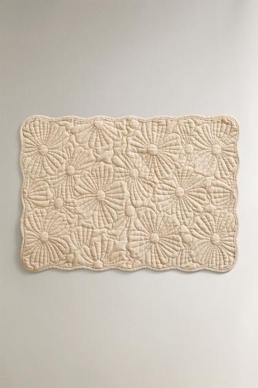 QUILTED FLORAL PLACEMAT - Light beige by Zara - Image 0