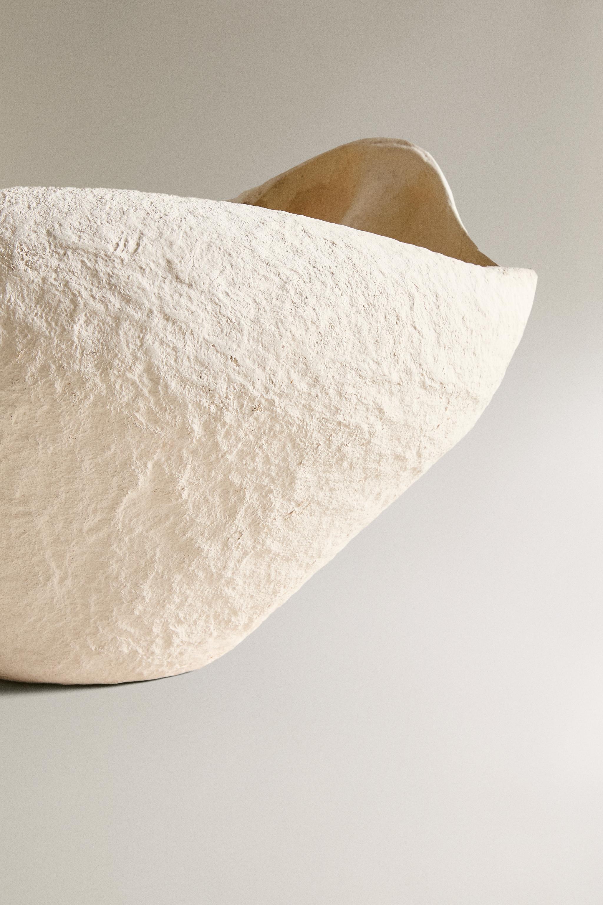 PAPIER-MÂCHÉ VASE