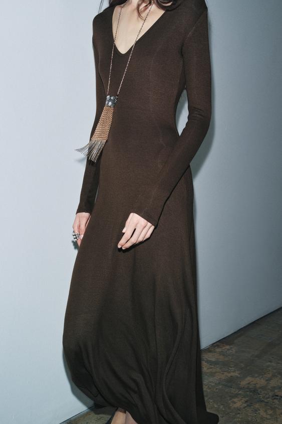 LONG V-NECK DRESS