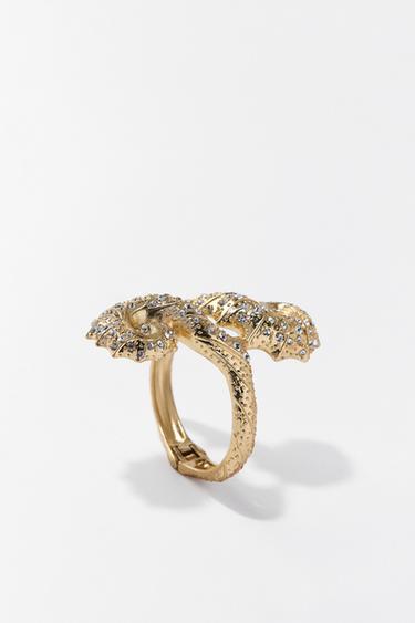 CORAL BANGLE BRACELET - Golden by Zara