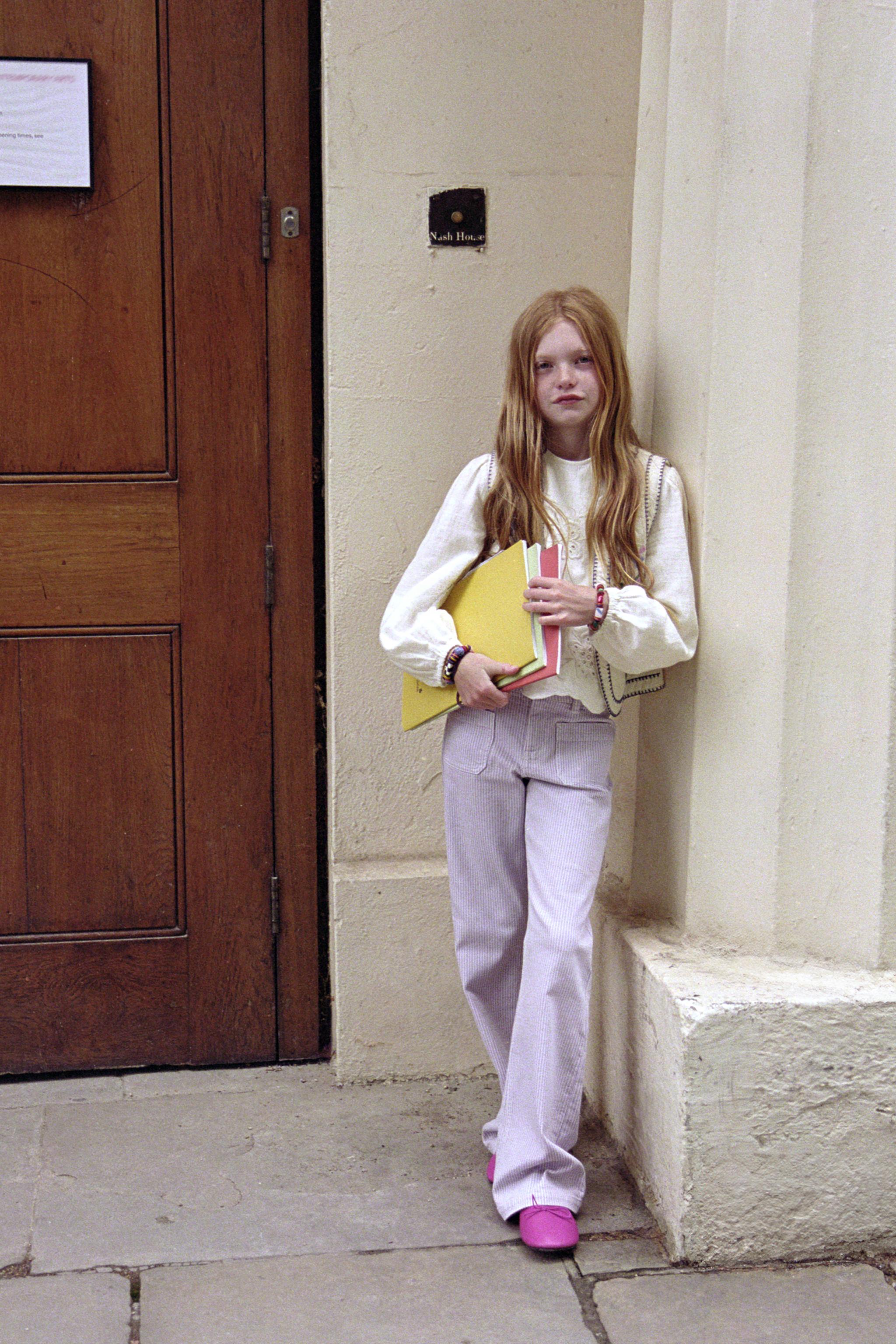 ストライプ柄ストレートフィットパンツ - ストライプ | ZARA