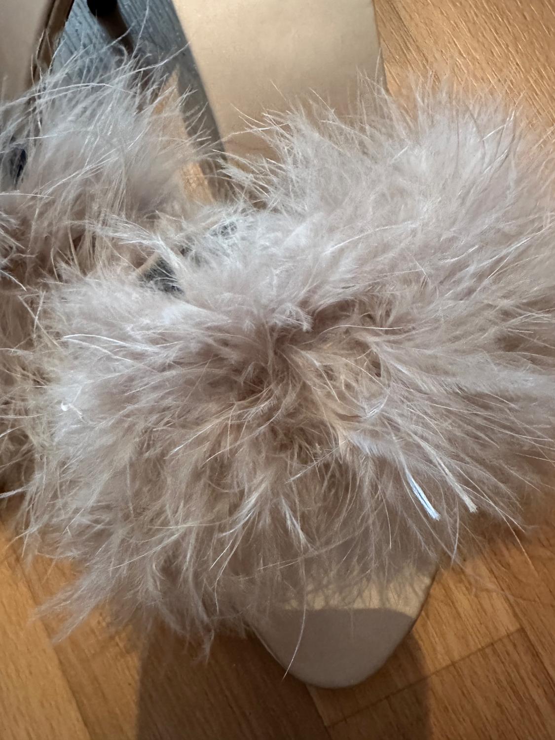 HEELED MULES WITH FEATHERS - Image 2