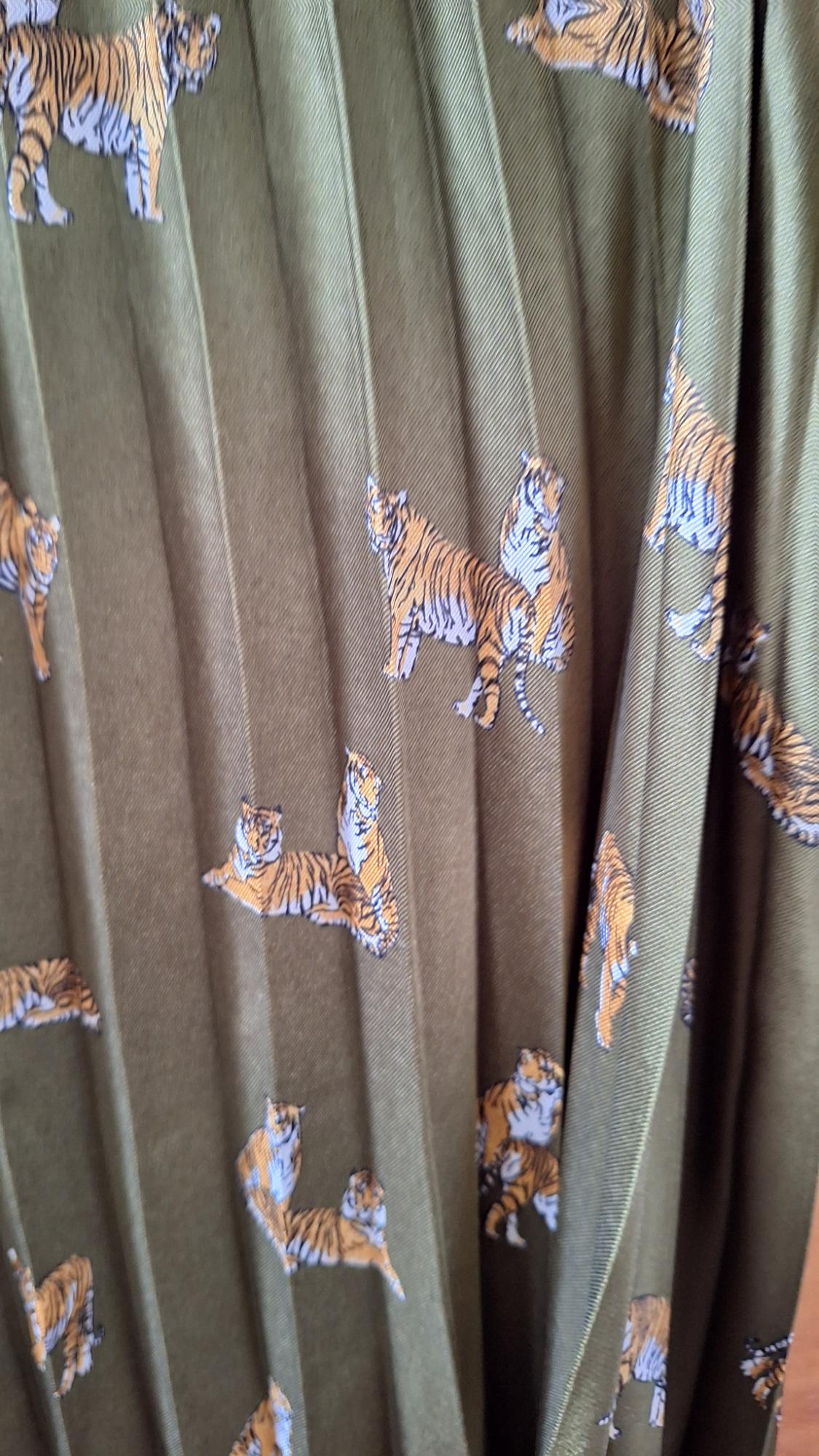 PRINTED PLEATED SKIRT - Image 3