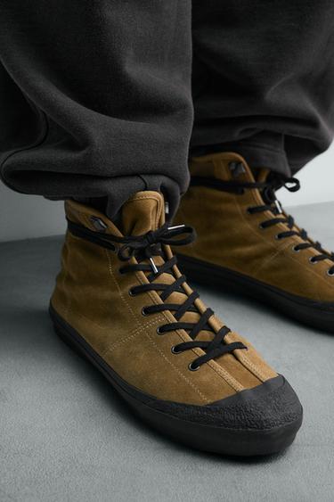 BASKETS BOTTINES EN CUIR - Marron camel de Zara - Image 2