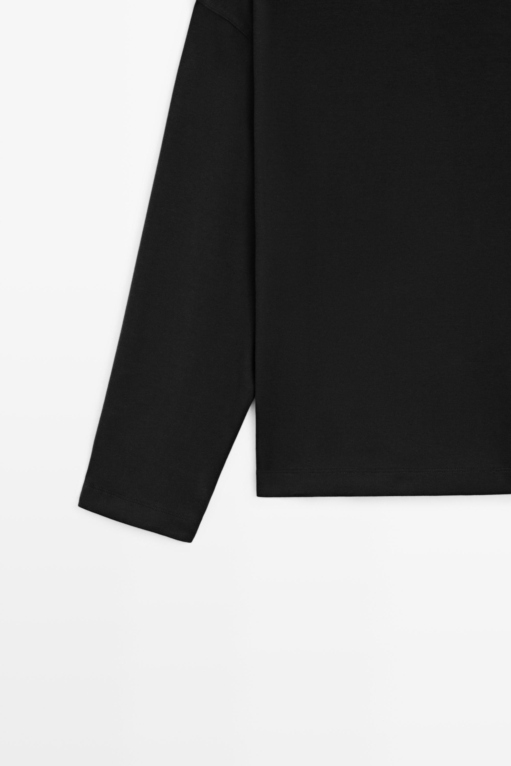 100% cotton long sleeve boxy T-shirt