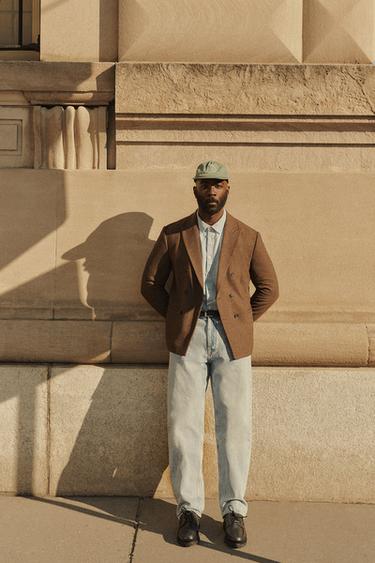 VESTE À CARREAUX À BOUTONNAGE CROISÉ AVEC LAINE - Marron de Zara
