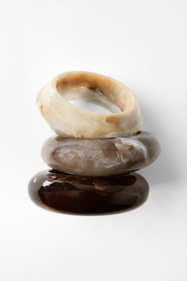 PACK OF 3 RIGID RESIN BRACELETS - Brown by Zara