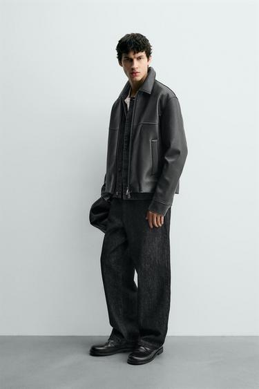 BLOUSON EN MATIÈRE SYNTHÉTIQUE - Noir de Zara - Image 3