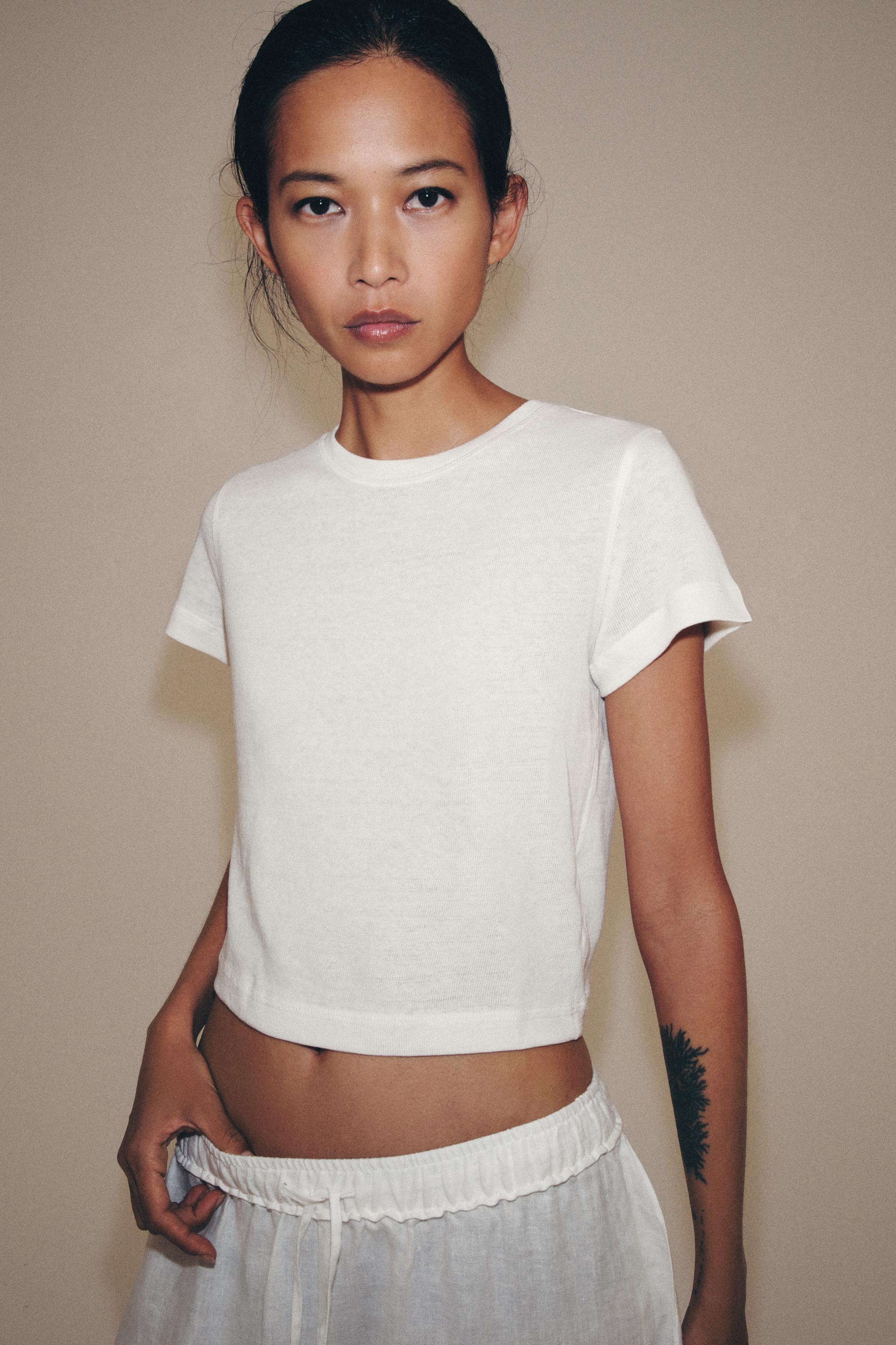 T-SHIRT RUSTIQUE À MANCHES COURTES